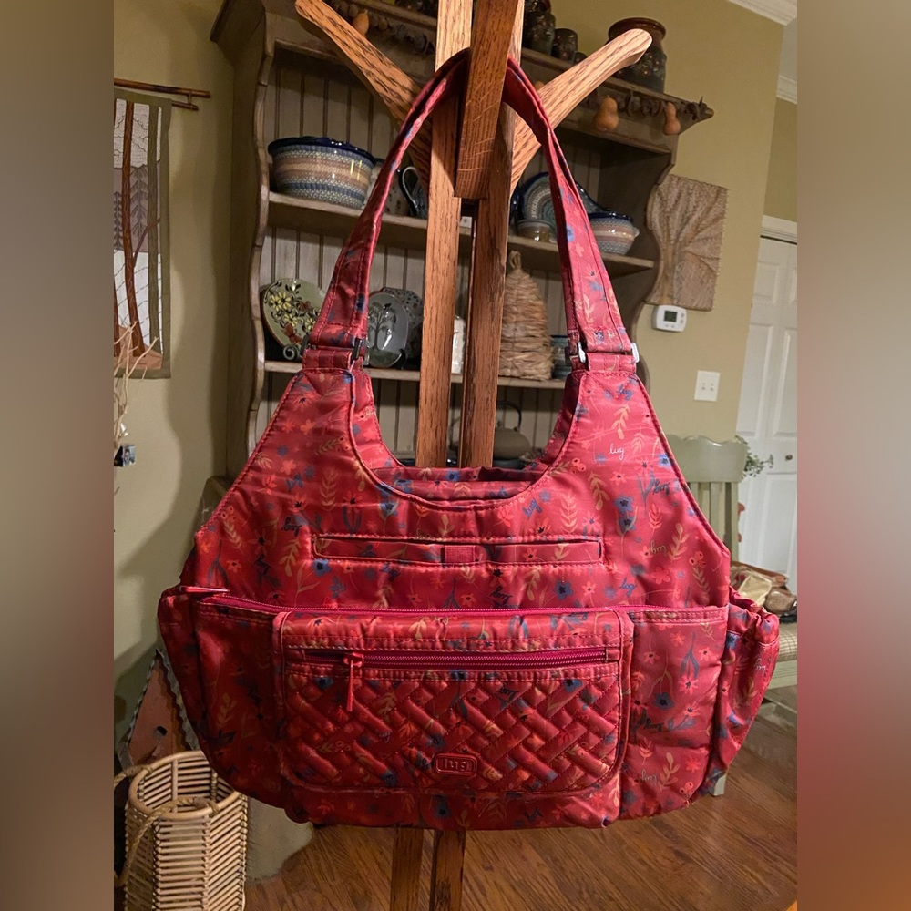 Lug shoulder bag
